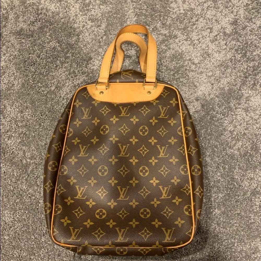 Men’s Authentic Louis Vuitton shoe shoulder bag